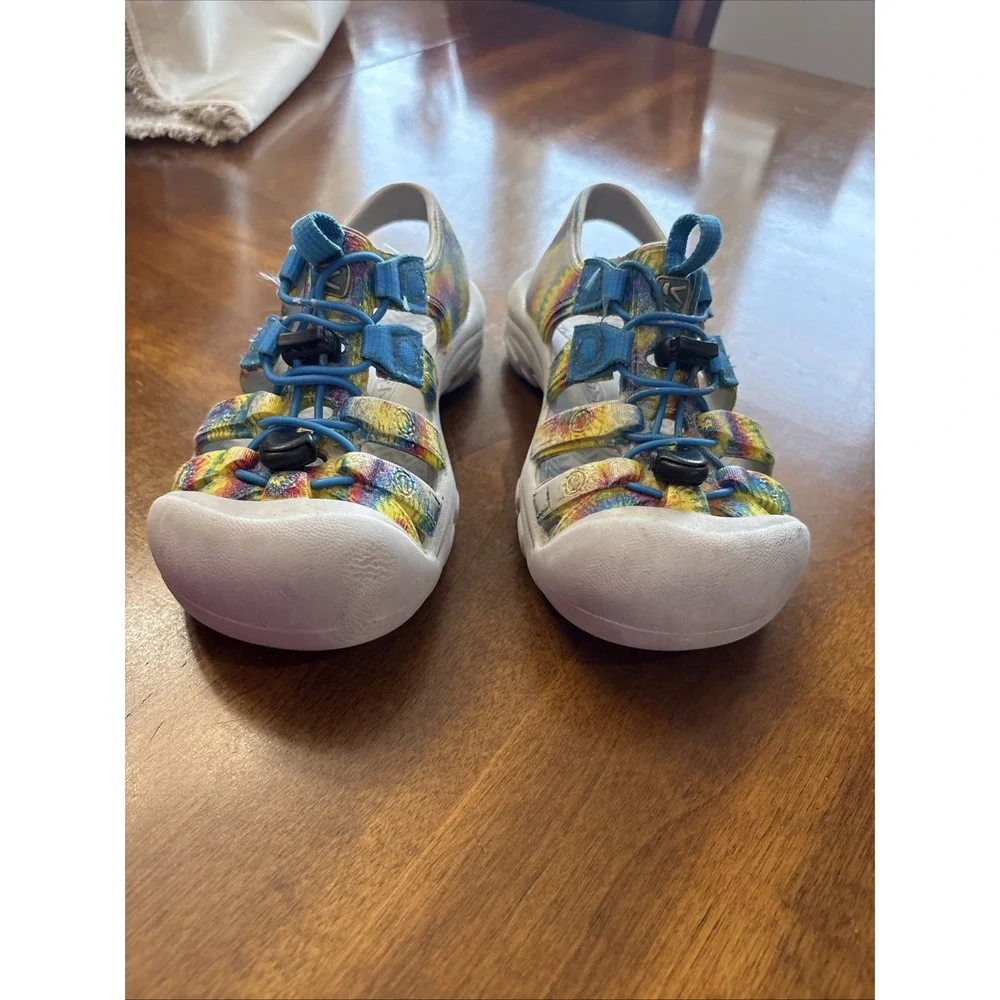 KEEN Newport H2 Big Kids 1 Slip-On Outdoor Water Sandals Tie Dye Rainbow